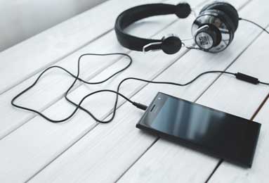 费城76人VS底特律活塞：NBA常规赛精彩对决回顾与解析